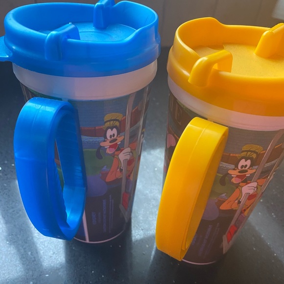 (2) Disney Magic Kingdom Rapid Refill Cups - Picture 5 of 5